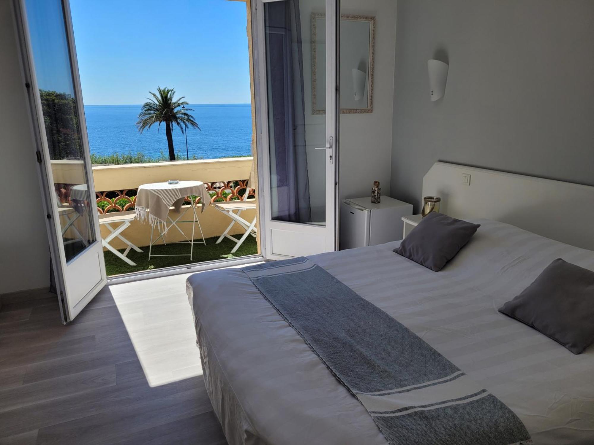 Villa Esmeralda Adults Only Les Issambres Exterior photo