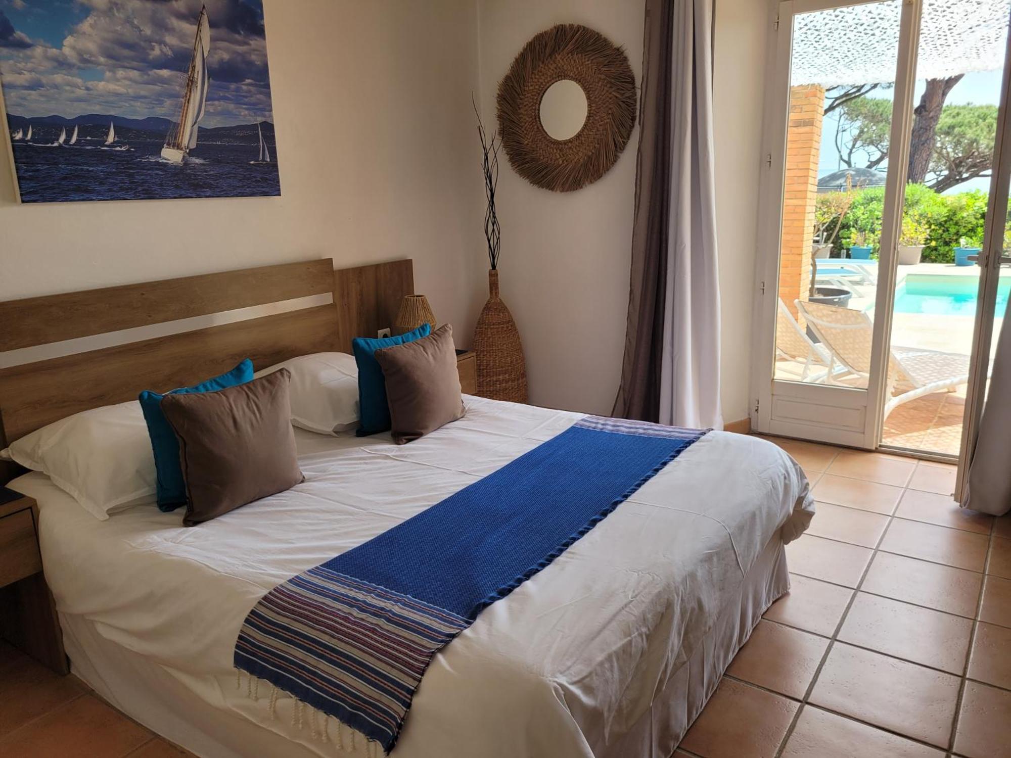 Villa Esmeralda Adults Only Les Issambres Room photo